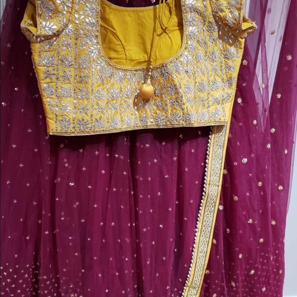 Sold out - Picture 3 of 5